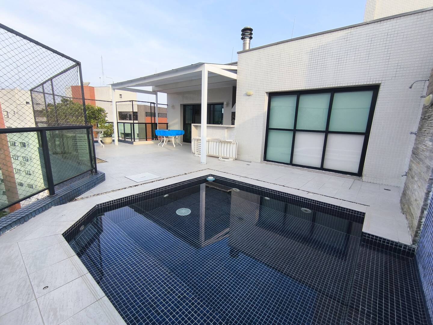 Cobertura, 3 quartos, 227 m² - Foto 1