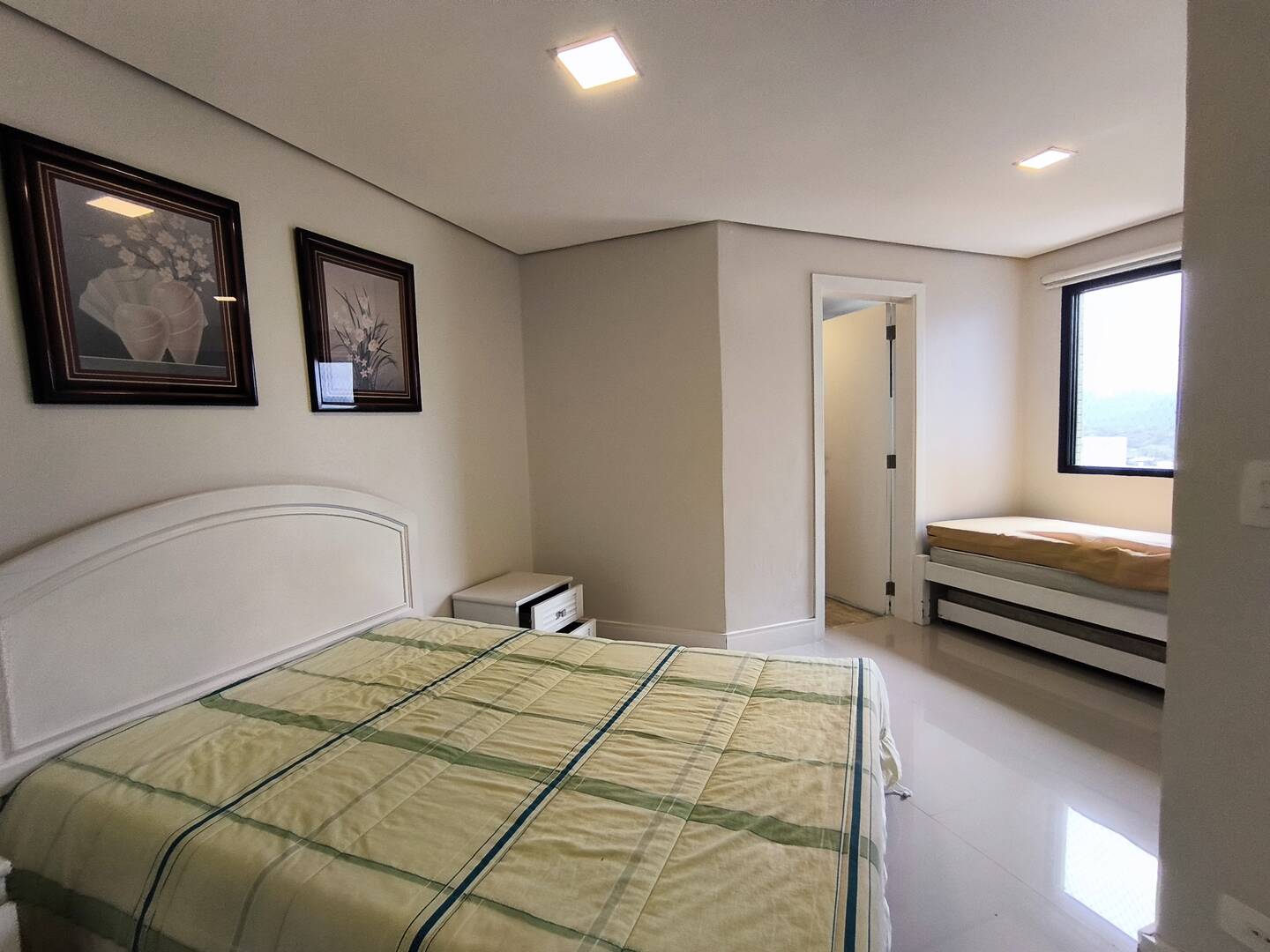 Cobertura, 4 quartos, 341 m² - Foto 33