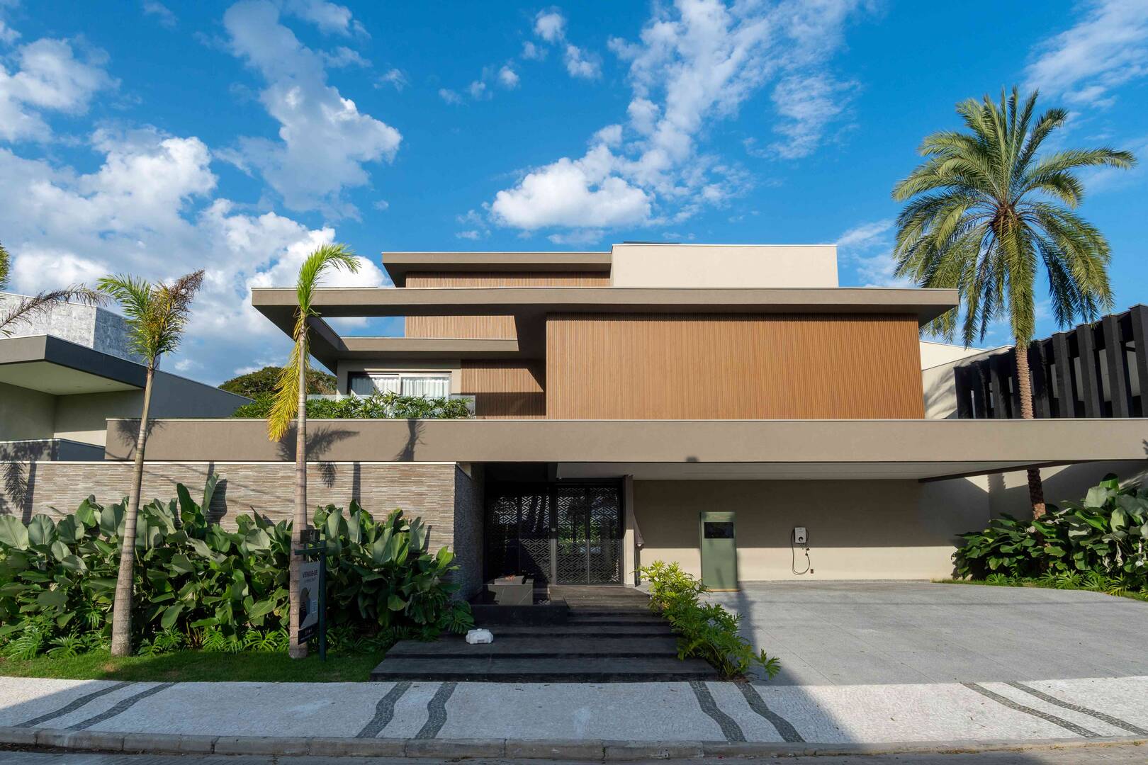 Casa, 7 quartos, 670 m² - Foto 2