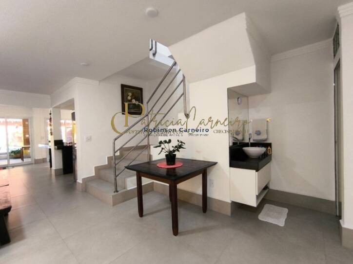 Casa, 6 quartos, 208 m² - Foto 5