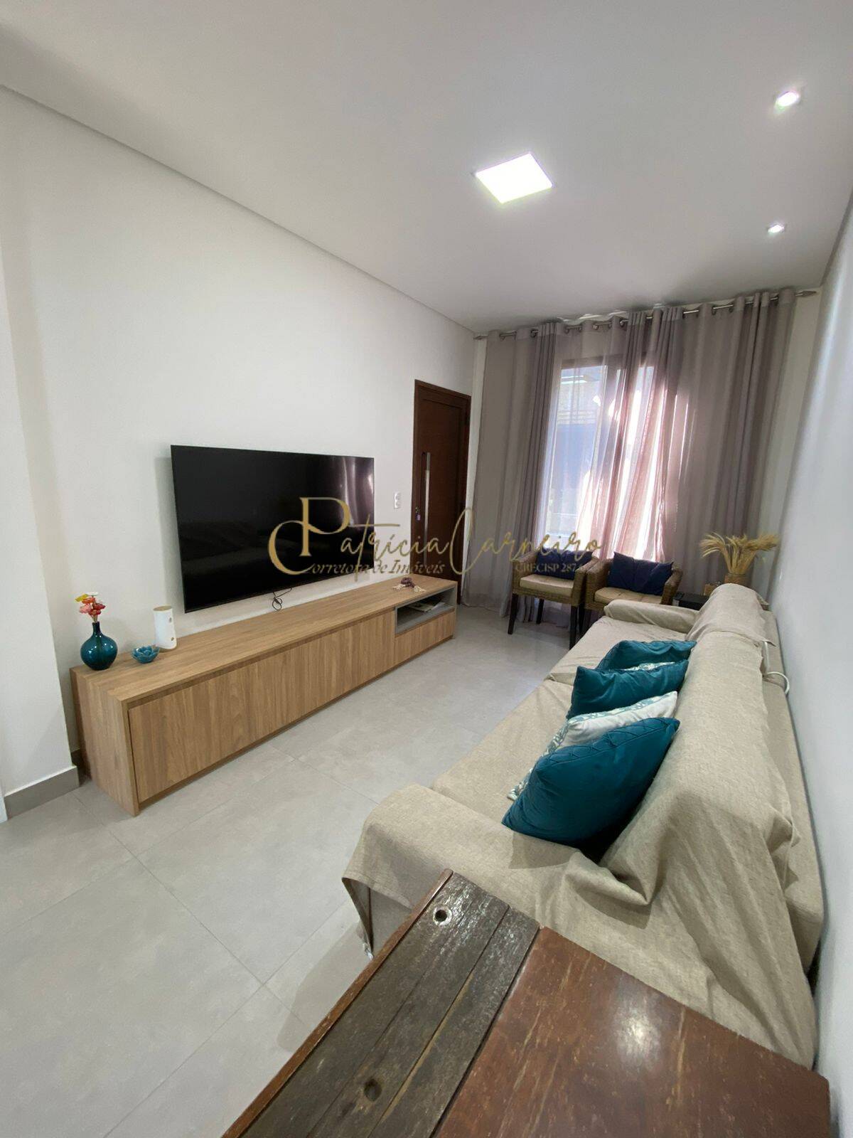 Casa, 2 quartos, 72 m² - Foto 1