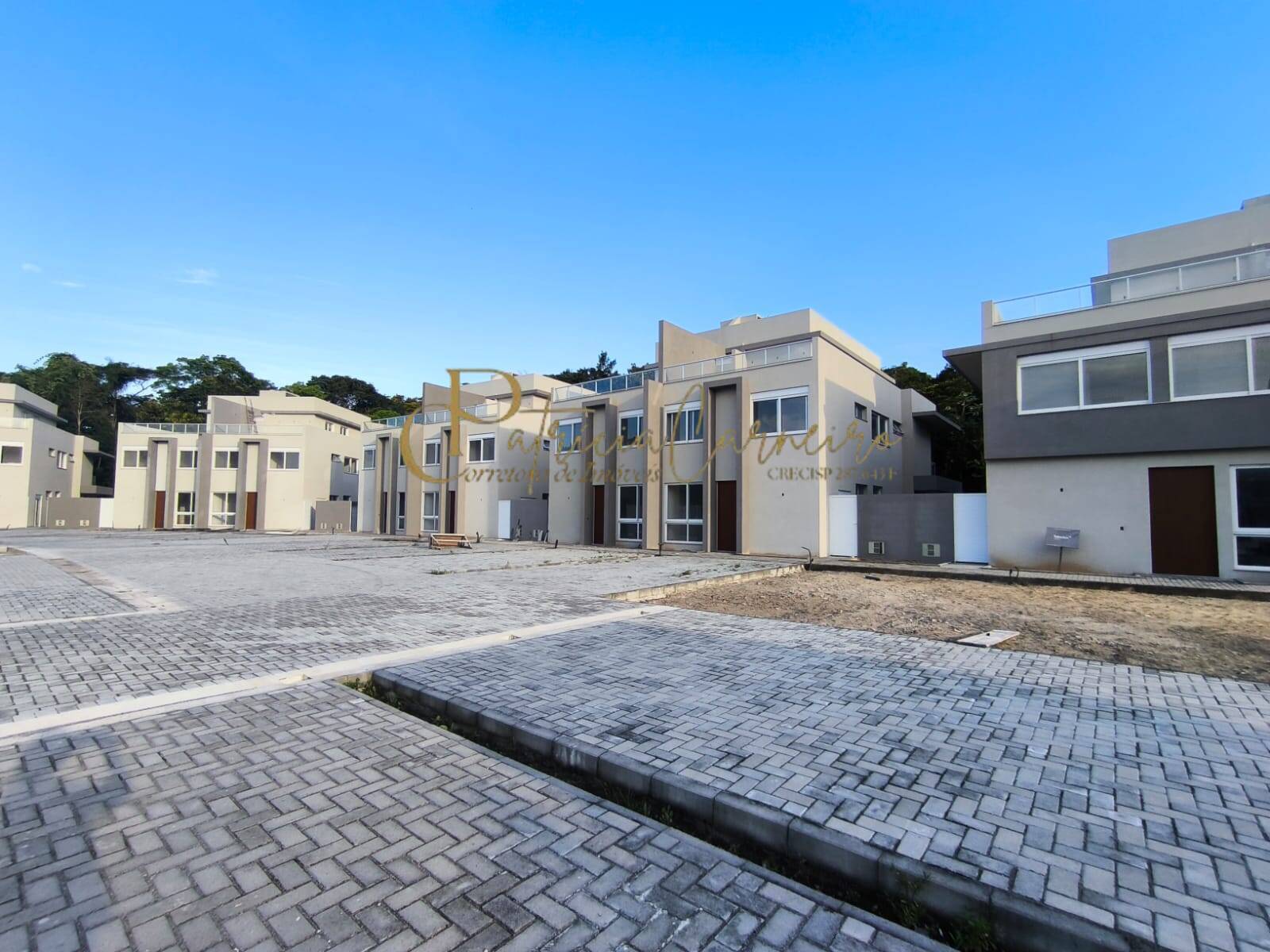 Casa, 6 quartos, 310 m² - Foto 2