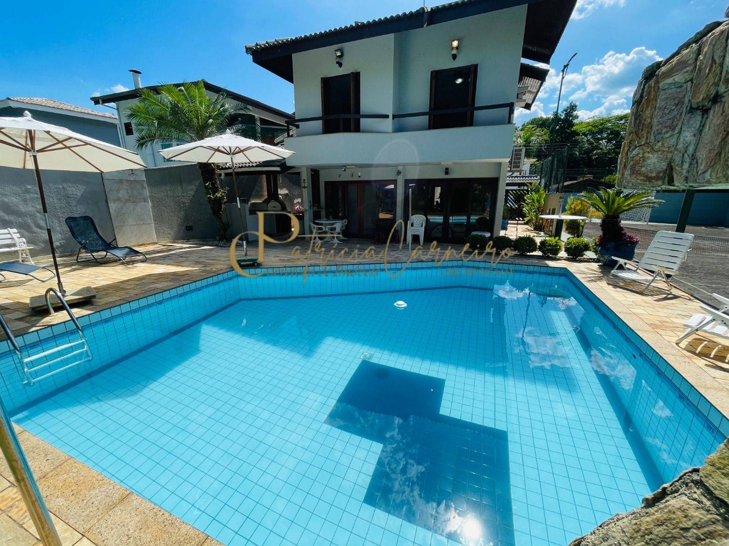 Casa, 4 quartos, 300 m² - Foto 1