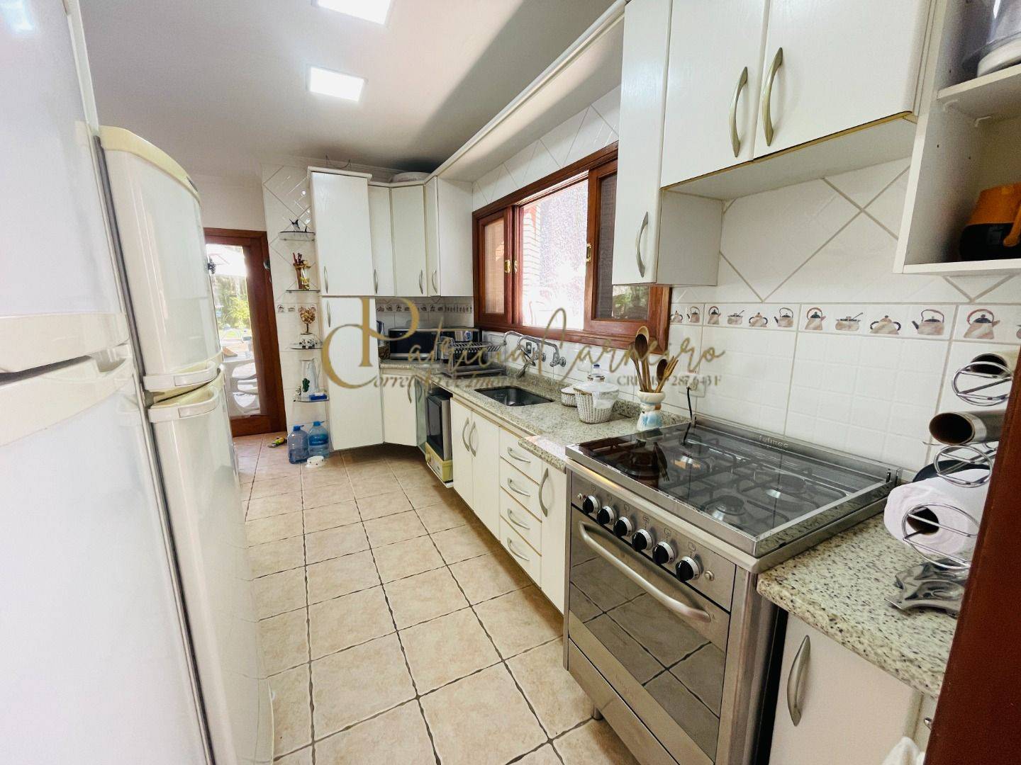 Casa, 4 quartos, 300 m² - Foto 9