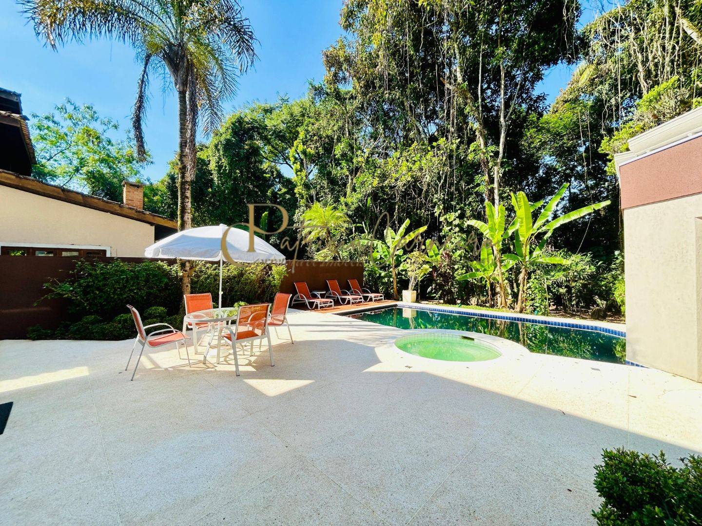 Casa, 5 quartos, 285 m² - Foto 4