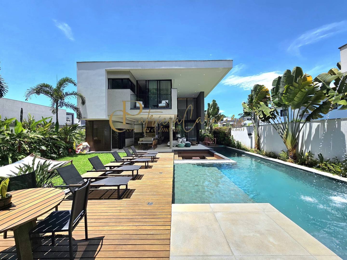 Casa, 6 quartos, 670 m² - Foto 1