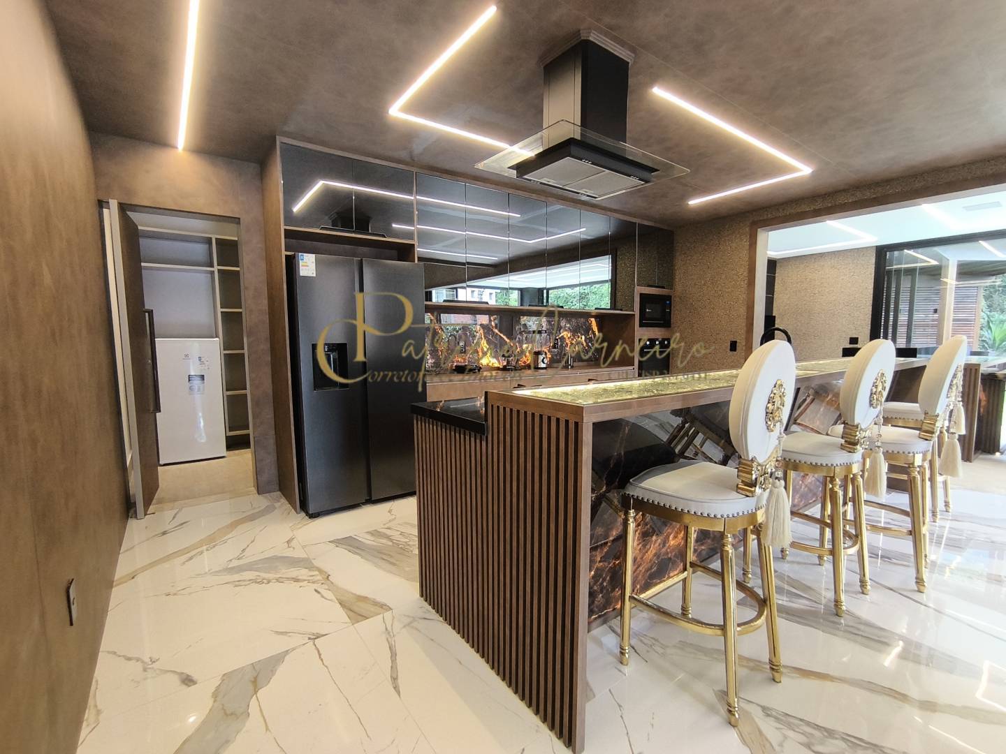 Casa, 6 quartos, 550 m² - Foto 3