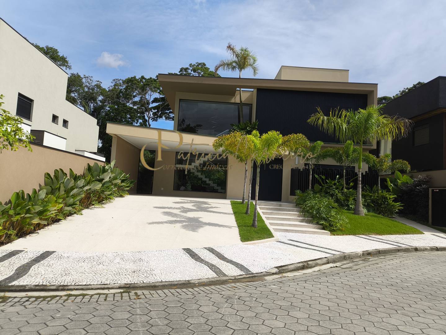 Casa, 5 quartos, 410 m² - Foto 2