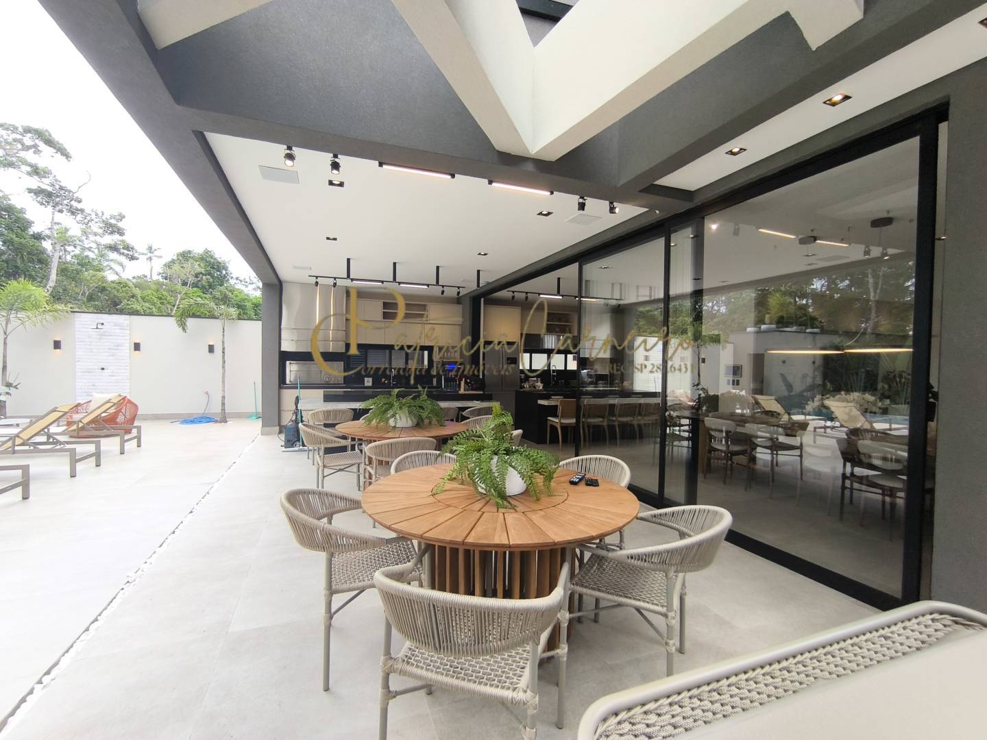 Casa, 6 quartos, 552 m² - Foto 21