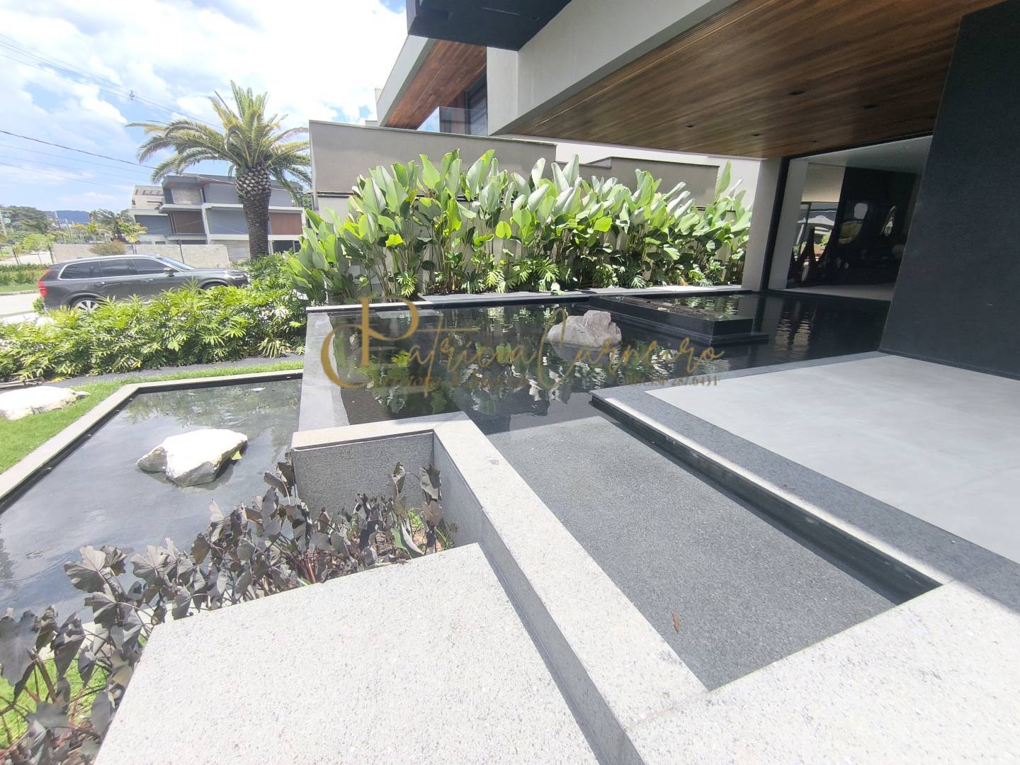 Casa, 7 quartos, 1335 m² - Foto 2