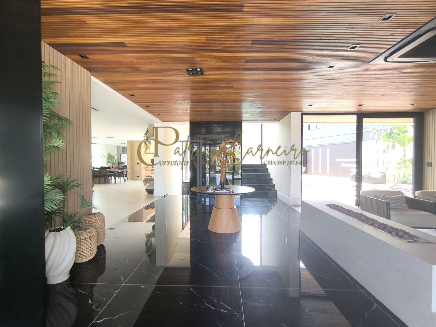 Casa, 7 quartos, 1335 m² - Foto 3