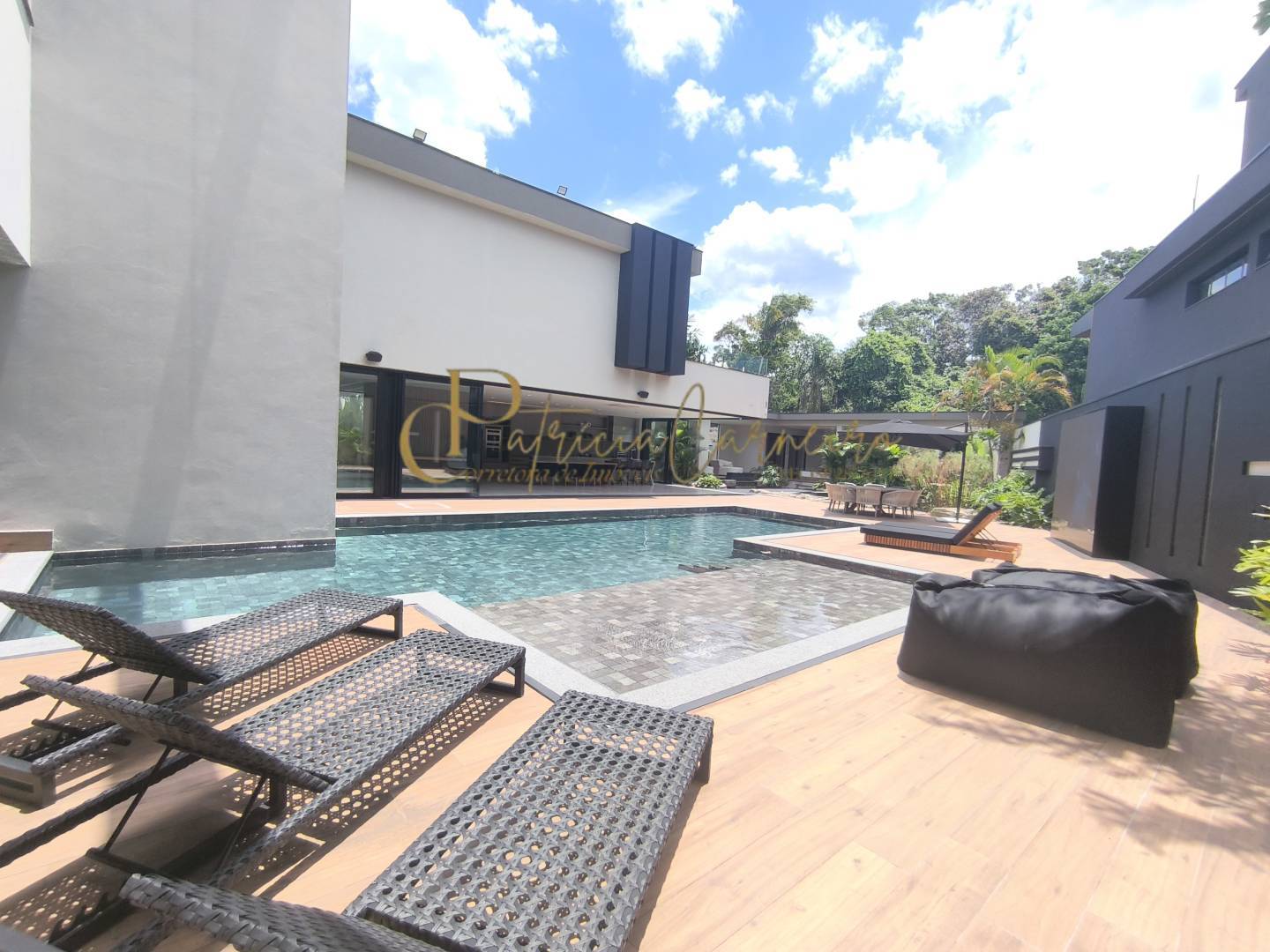 Casa, 7 quartos, 1335 m² - Foto 32