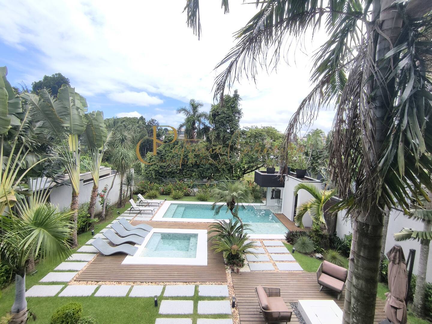 Casa, 5 quartos, 485 m² - Foto 1