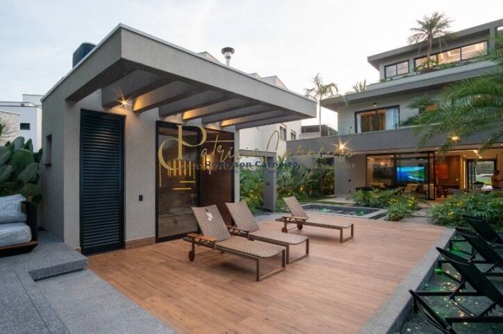 Casa, 7 quartos, 739 m² - Foto 5