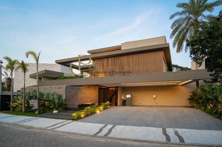 Casa, 7 quartos, 739 m² - Foto 9